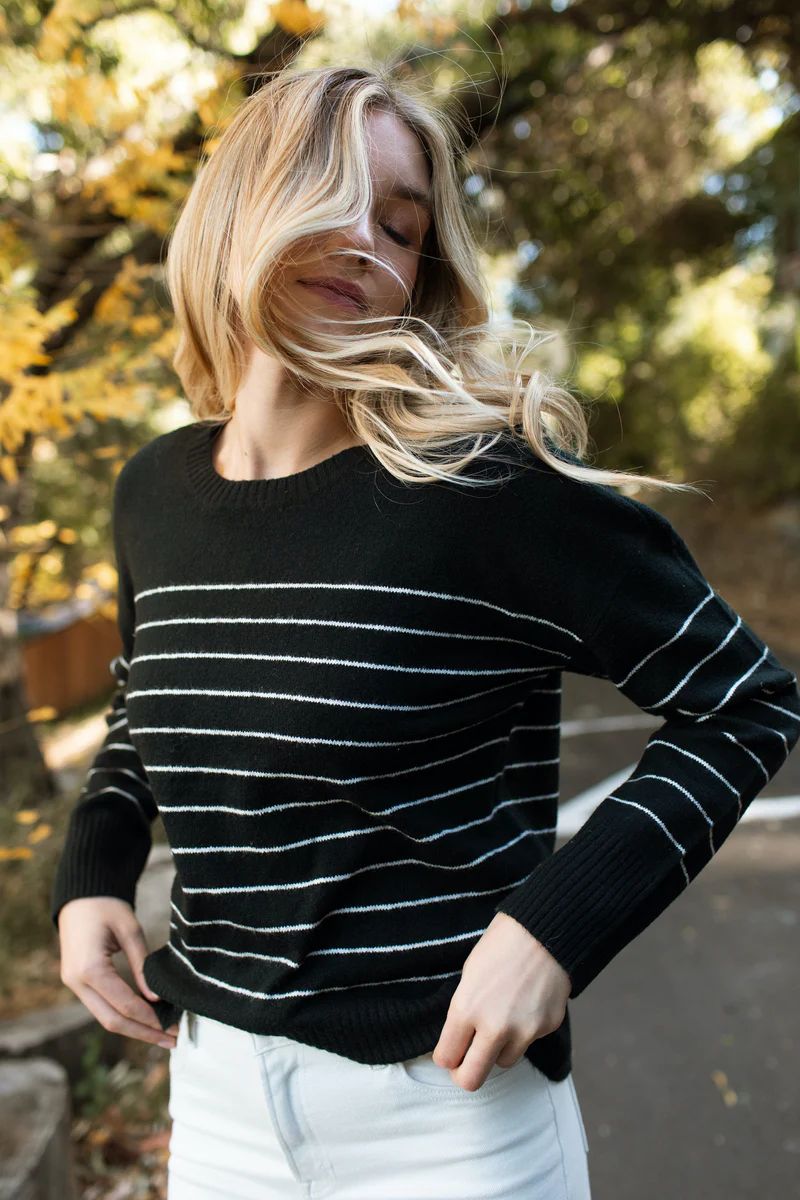 Cheyenne Pullover | Carly Jean Los Angeles
