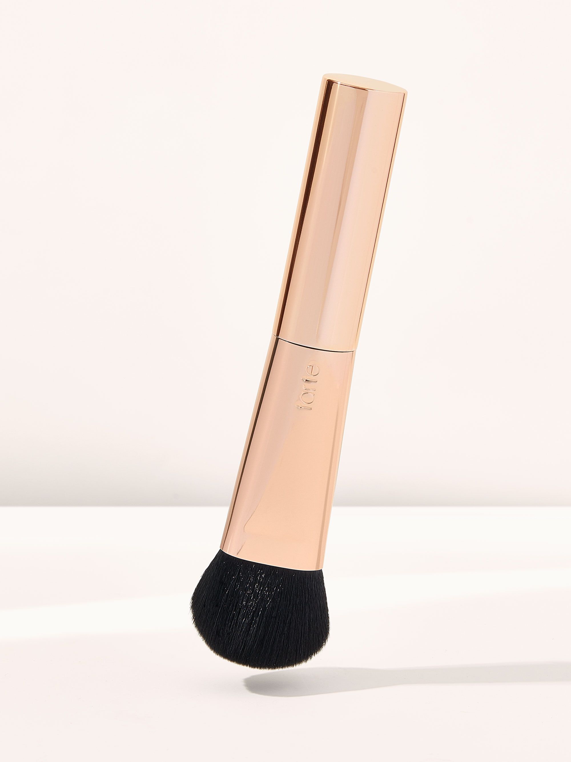 Maneater™ Silk Stick Bronzer Brush | Tarte™ Cosmetics | tarte cosmetics (US)