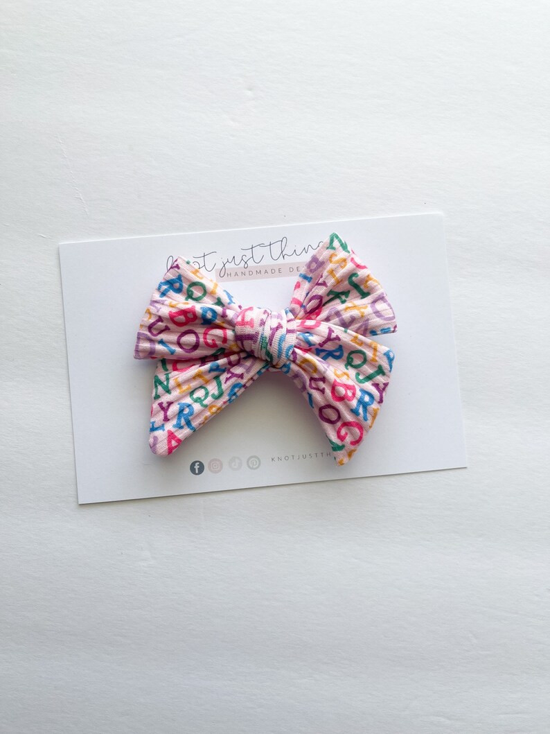 Small Back to School Hair Bow, First Day of School Outfit, Alphabet, Pencils and Apples Hair Bow ... | Etsy (US)