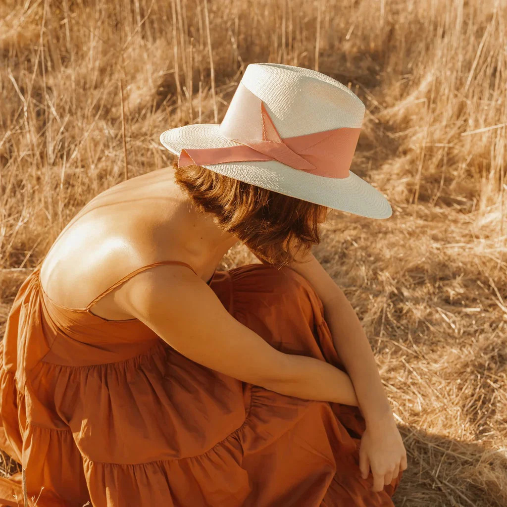 Gardenia, Salmon | The Freya Brand