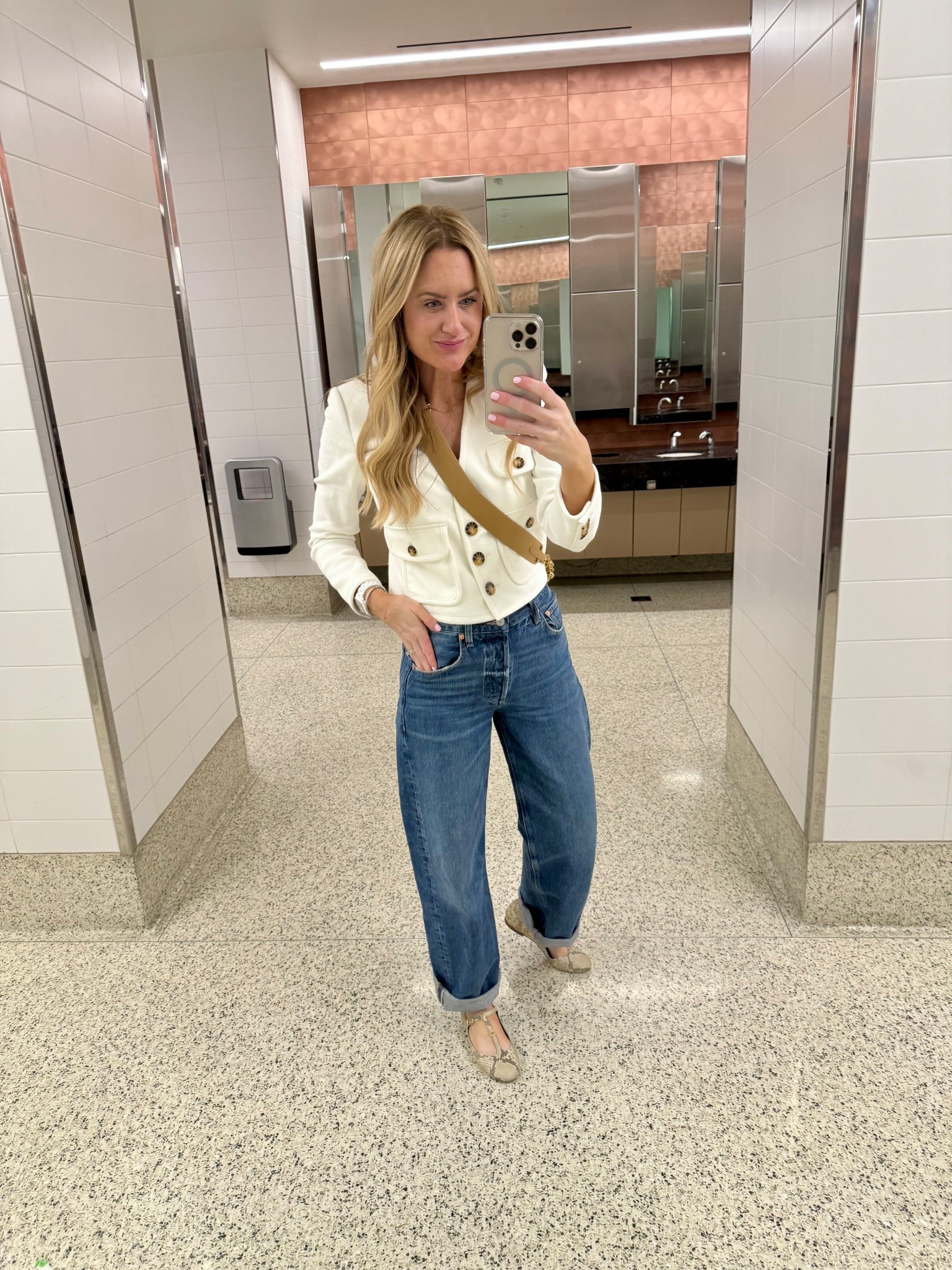 Travel outfit! Wearing size 4 in the jacket and 25 in the jeans! 