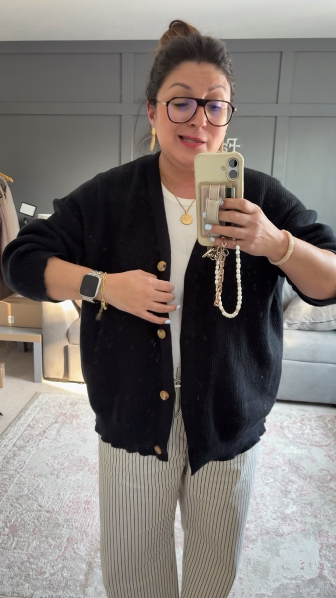 Today’s ootd:
Monday earrings, necklace & bracelet
Amazon cardi - XL
Gap Factory pants - L
Madewell flats
@Noonday Collection 
@gapstyle 


#LTKootd #LTKMidsize #LTKOver40