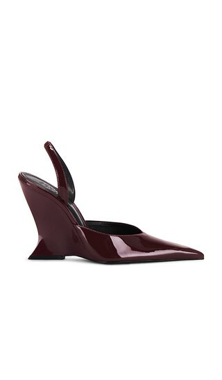Schutz Siena Pump in Wine. - size 7.5 | Revolve Clothing (Global)