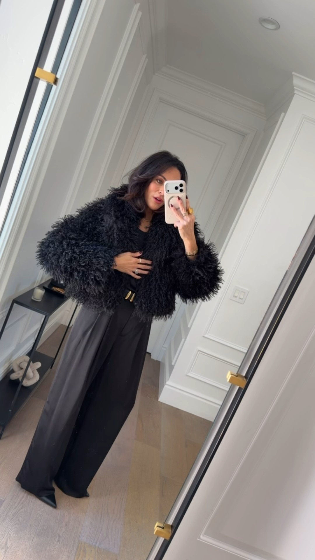 Holiday ready in these gorgeous Michael Kors pieces! 





Style, winter, holiday 

#LTKOver40 #LTKHoliday #LTKSeasonal