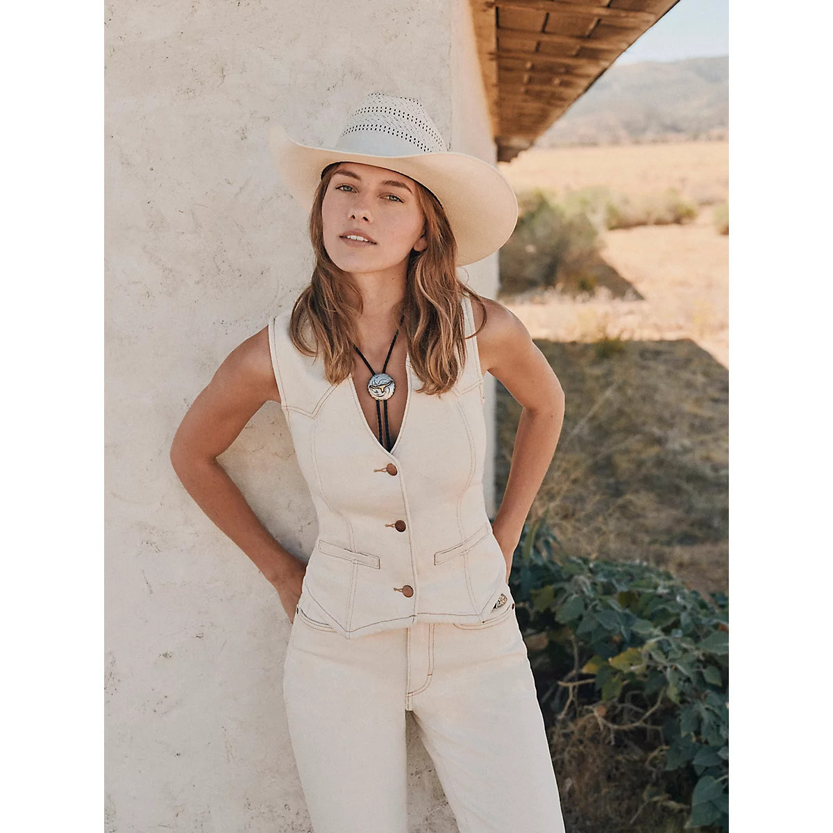 Women's Wrangler Denim Vest in White | Wrangler