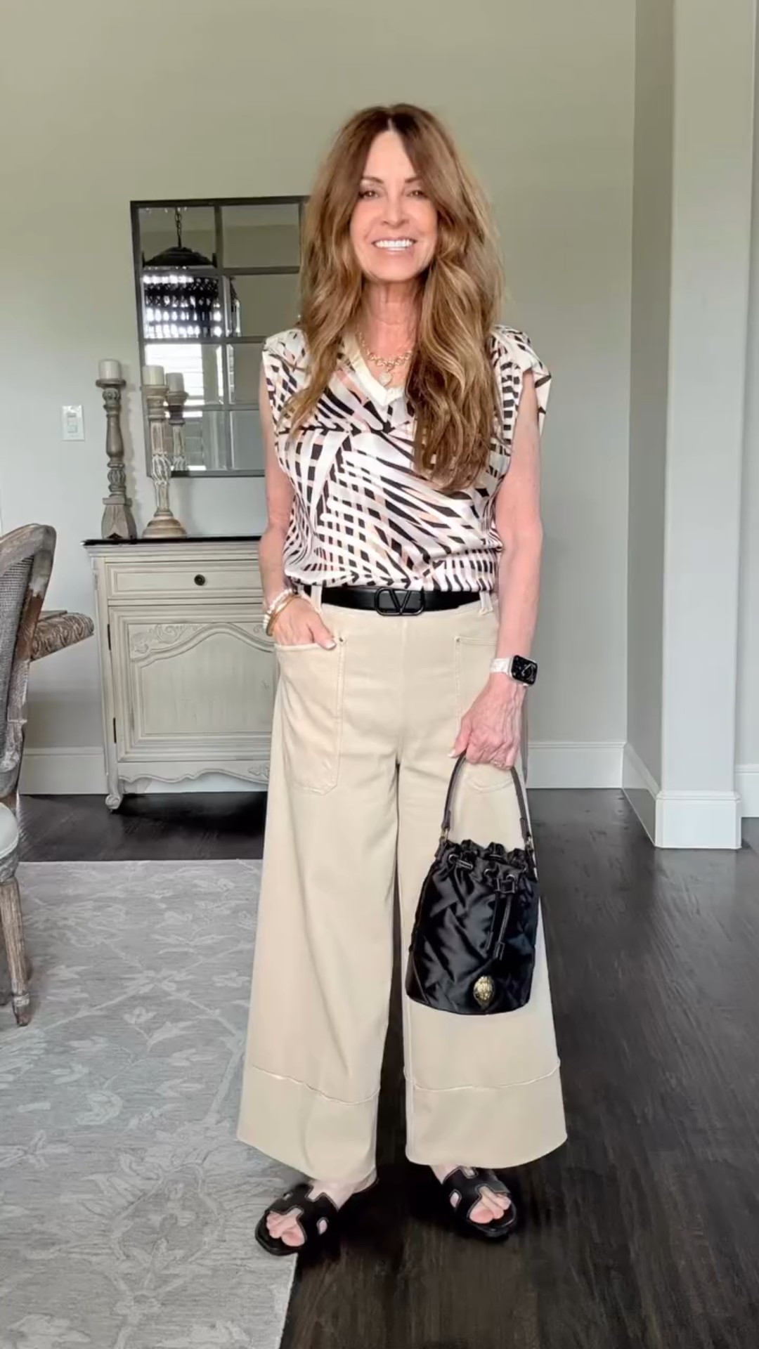 Spring or summer outfit. Wide leg tan pants with raw hem made from eco friendly material. Stretchy fabric. Wearing size small for a looser fit. They have a 25” inseam. Wearing size small in the palm print satin top. 
Both pieces are from Lysse New York! Their clothing’s won me over with its beauty, quality and comfort.

I’m petite at 5’1” and these cropped length pants fit me great, along with their tops. The brand is eco friendly using recycled materials in many of their products. Very cool! Just add your favorite accessories.


#lysse #LysseNewYork #whatimwearing #womenover50 #midlife #proaging #aginggracefully #petite #petitefashion #ecofriendlyproducts #beautyinspo #over50andfabulous