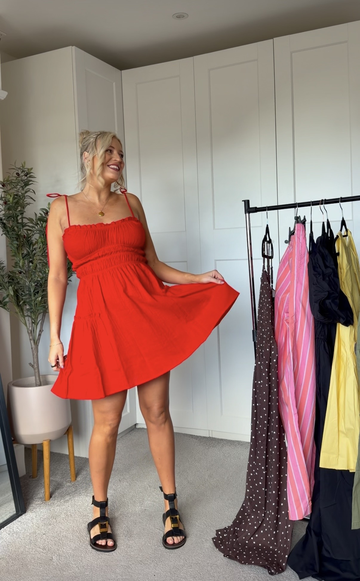 Red Mini Sundress from ASOS ☀️

Spring Style, Spring Outfit Inspiration, Summer Style, Holiday Inspiration, Mini Dress, Holiday Dress, Summer Holiday 

#LTKeurope #LTKuk #LTKspring