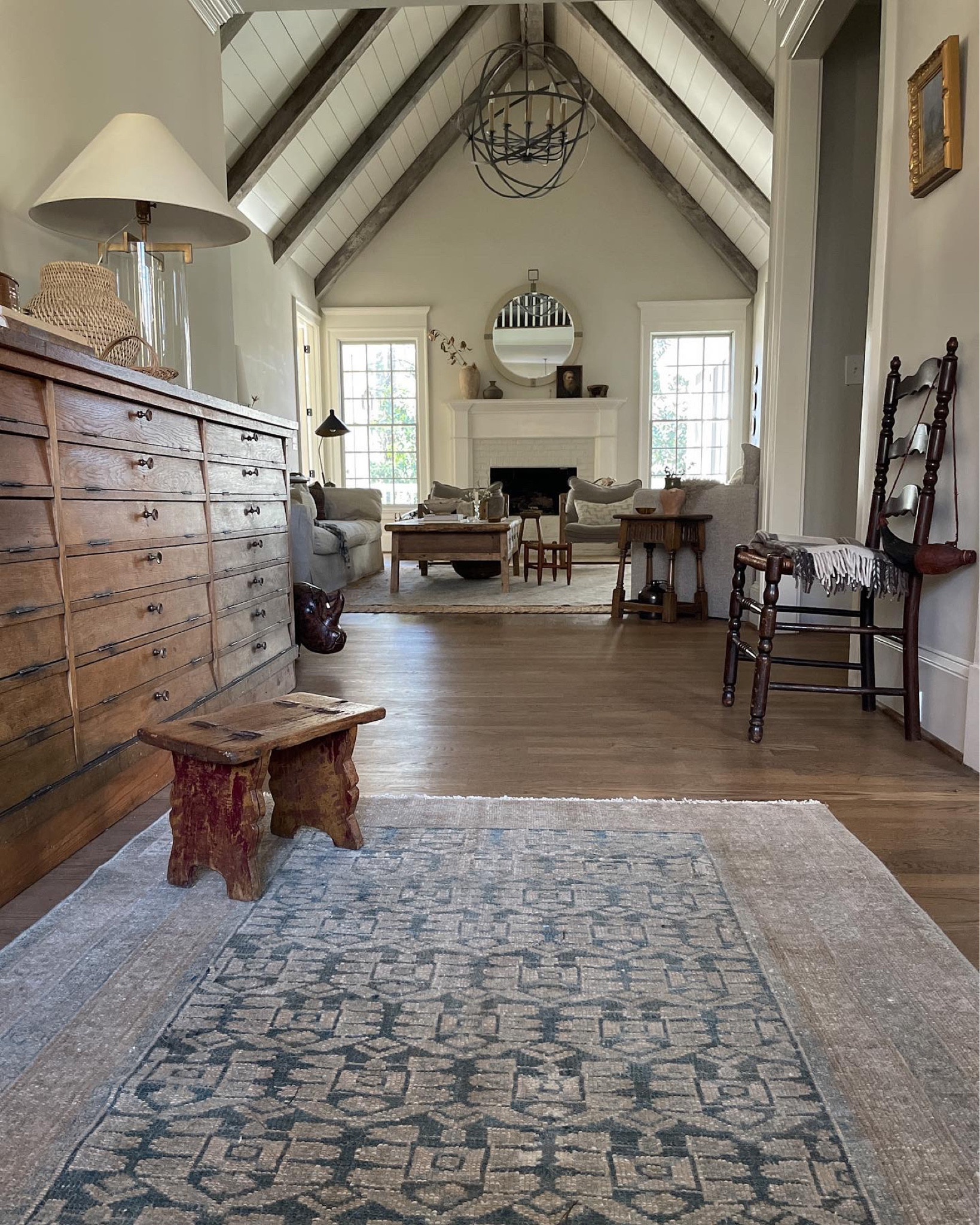 Living room view

entry, neutral, organic, vintage, rug, vintage rug, thrifted, collected, amber interiors

#LTKunder100 #LTKunder50 #LTKhome