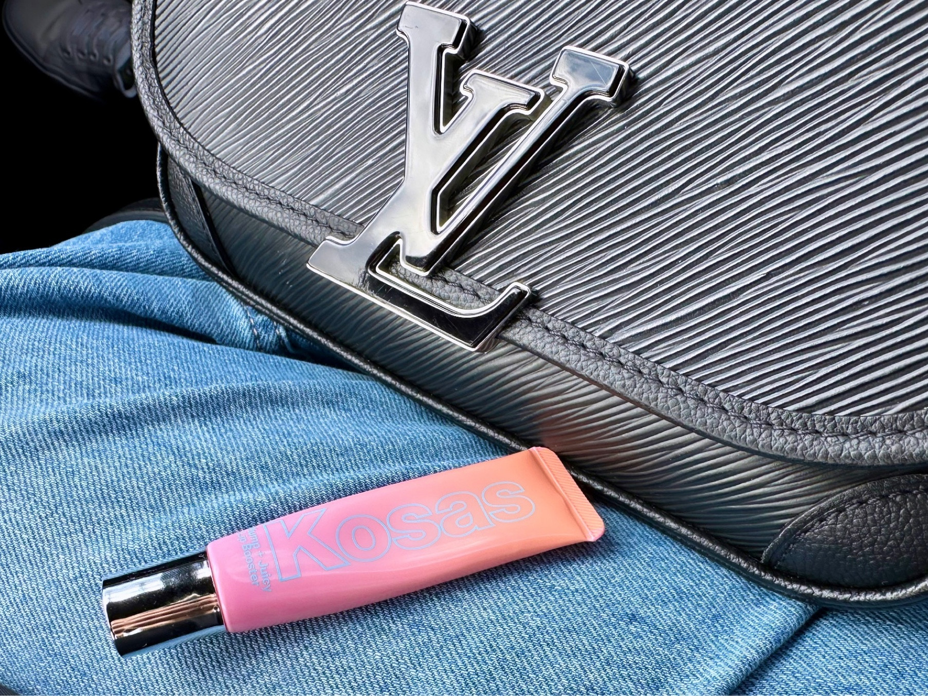 The essential 👄

#LTKbeauty