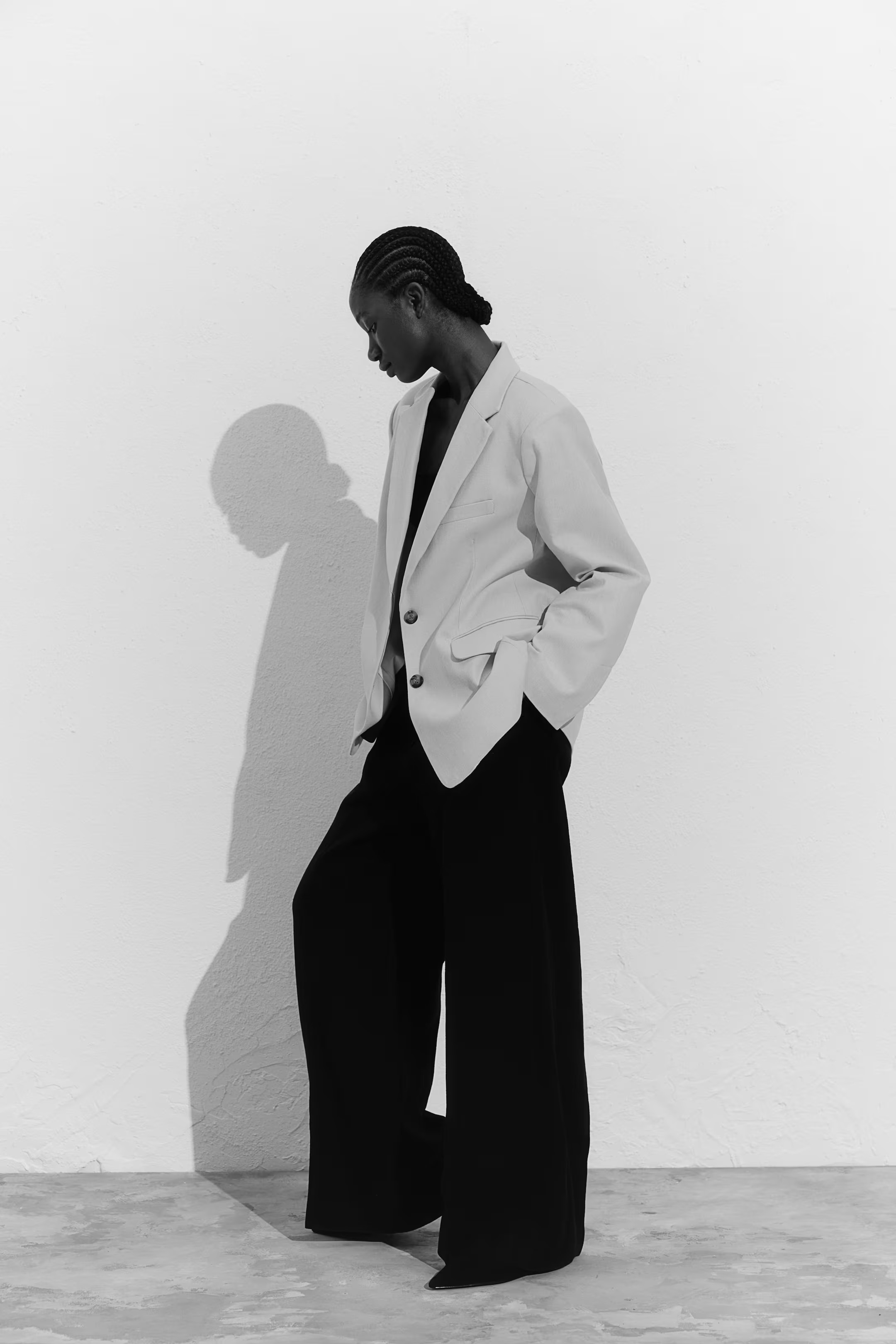 Oversized linen-blend blazer - Long sleeve - Long - Light beige - Ladies | H&M GB | H&M (UK, MY, IN, SG, PH, TW, HK)