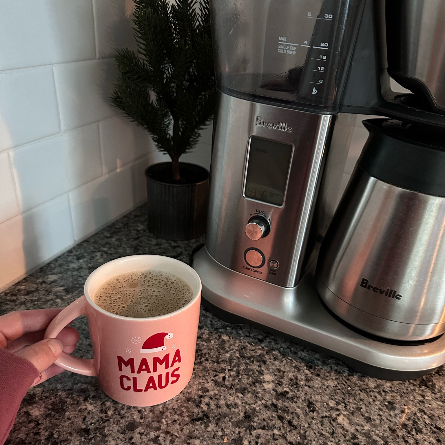 Simplistic holiday inspired coffee bar ☕️❄️

#LTKHolidaySale #LTKHoliday #LTKGiftGuide