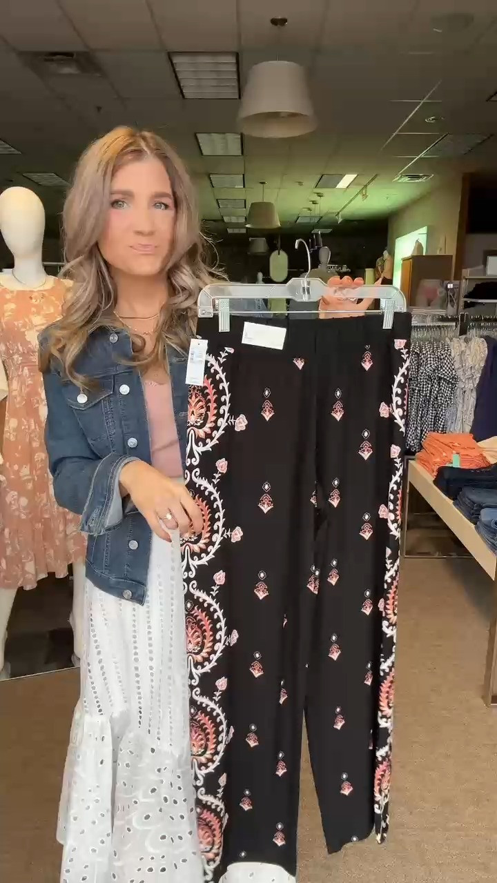 Palazzo  pant season 

 #LTKootd #LTKSeasonal #LTKPlusSize