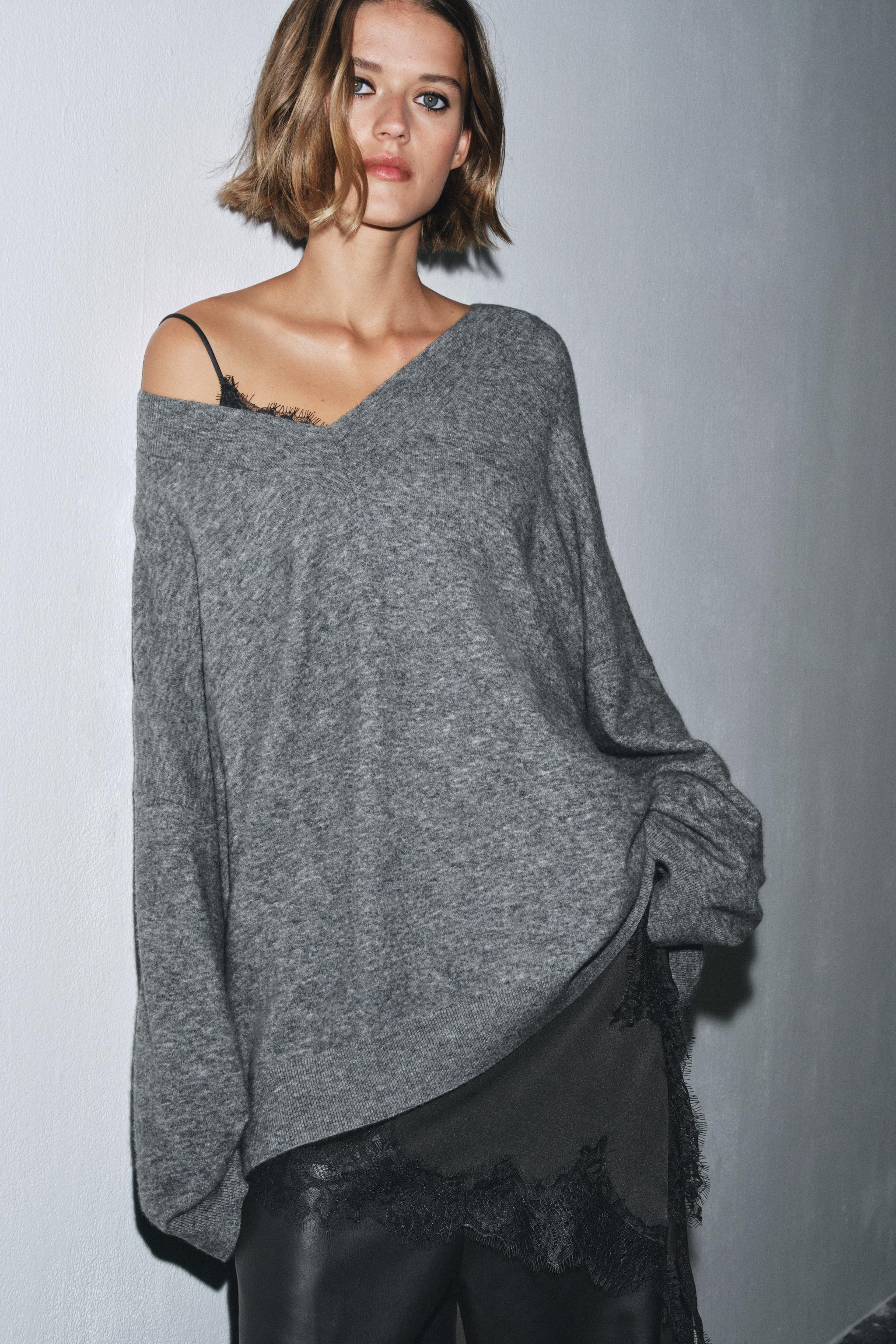 OVERSIZED WOOL JUMPER | Zara UK