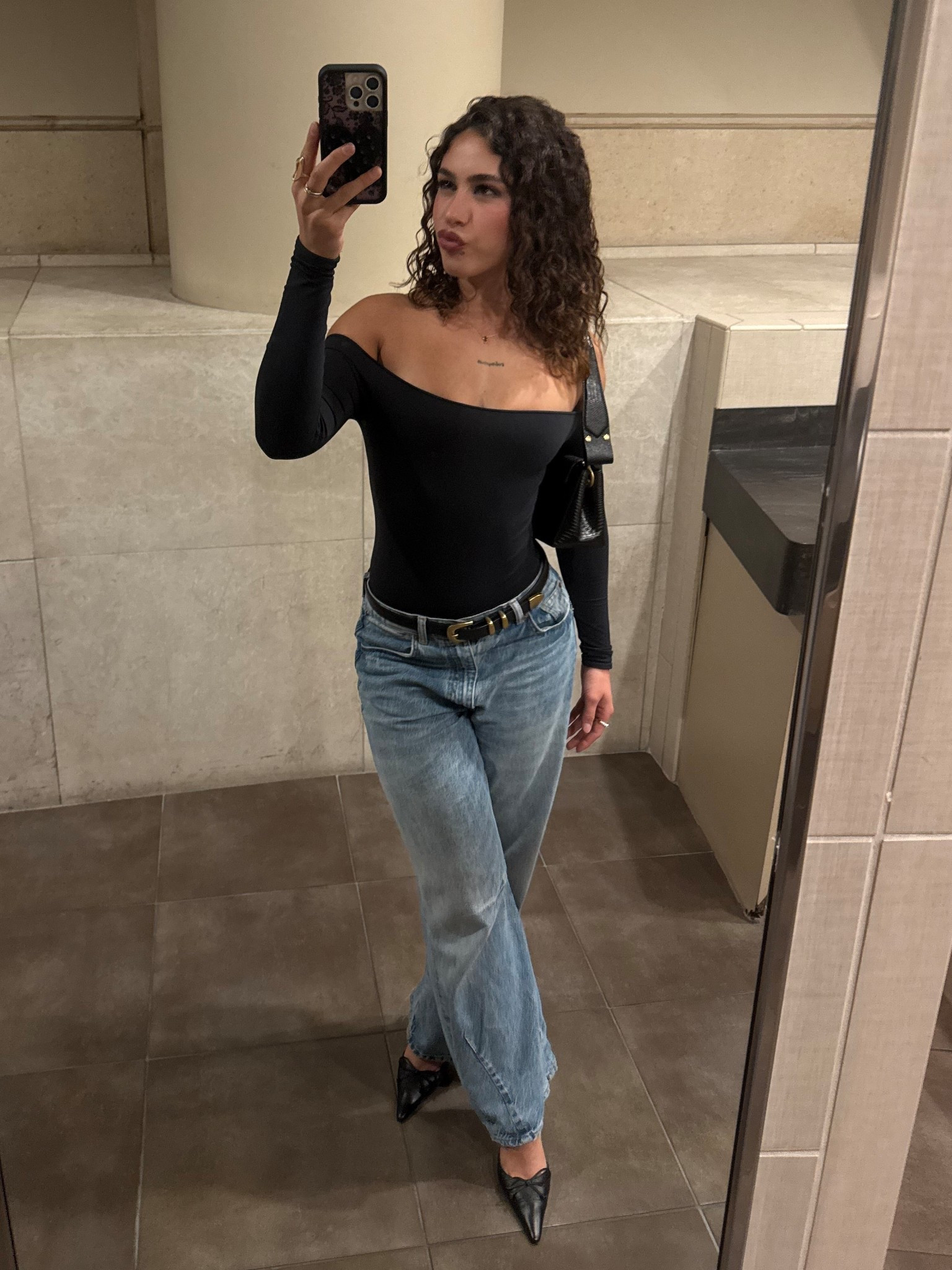 date night fit 💃 (jeans are Zara) 