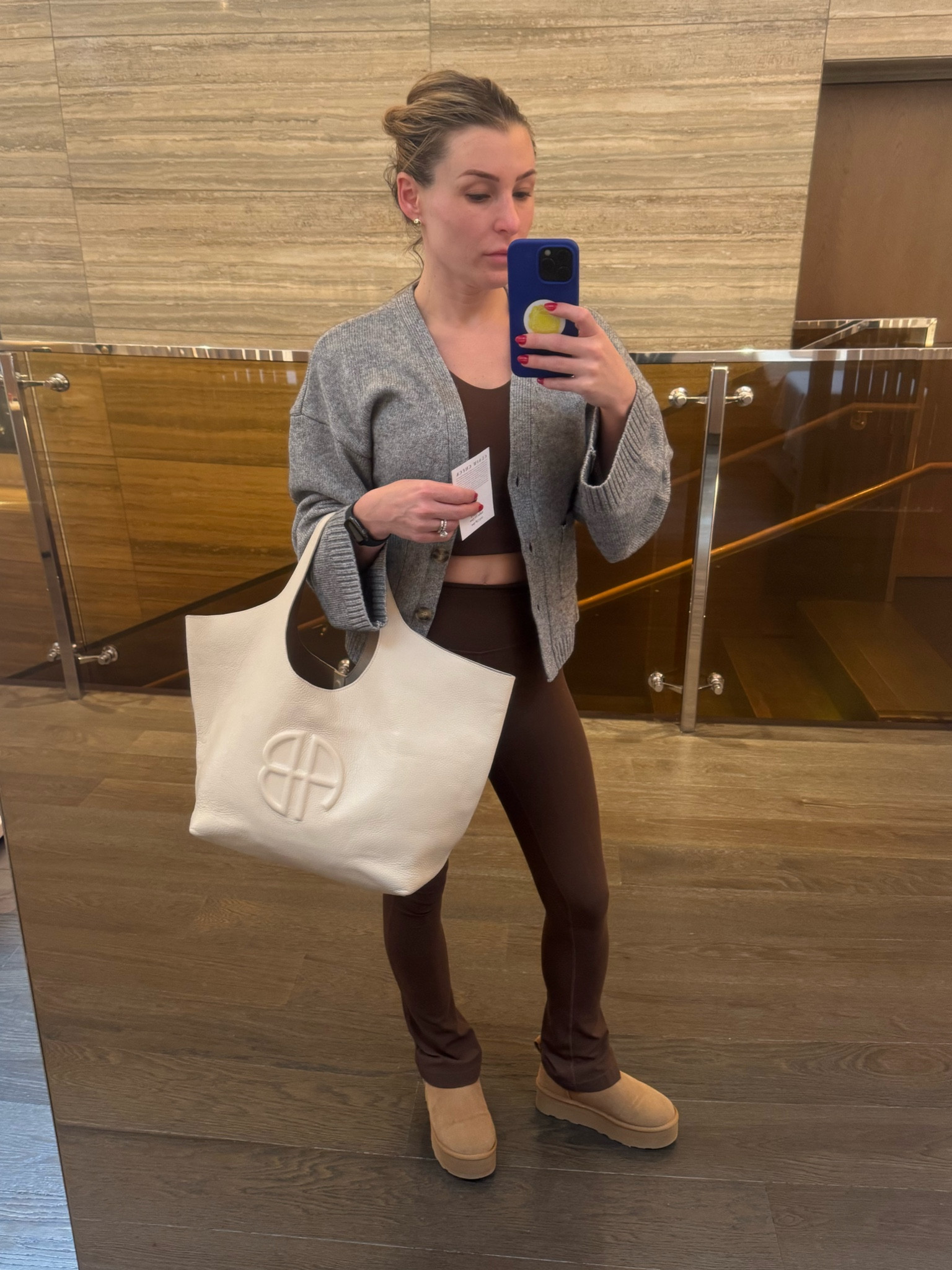 Outfit deets 👋🏼

#LTKTravel #LTKActive #LTKItBag