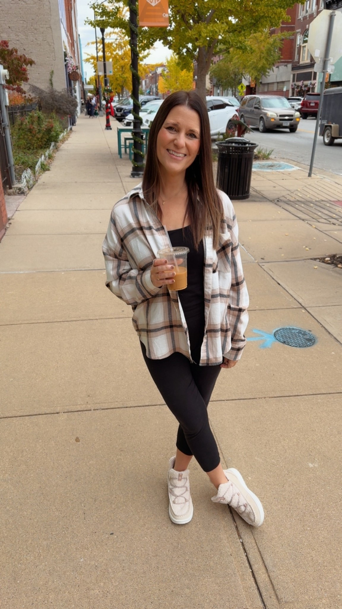 Weekend walks + iced coffee + plaid = yes please. #ltkstyle

#LTKFamily #LTKActive #LTKFindsUnder50