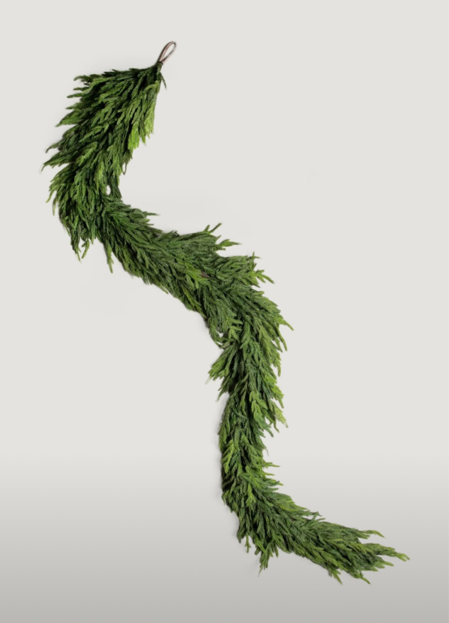 Christmas garland pine greenery

#LTKHome
