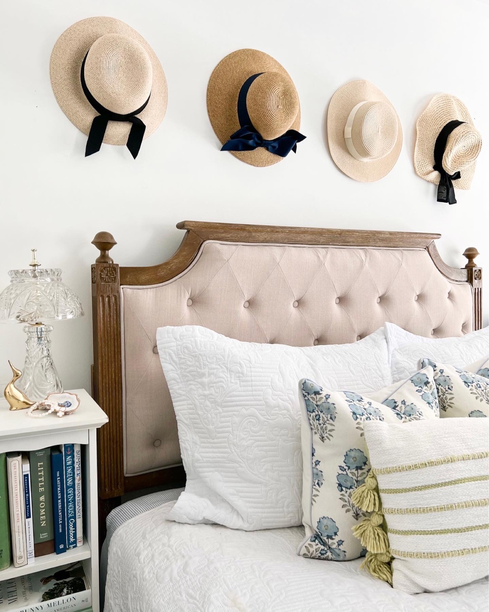 Room details ✨ 

Classic New England Style, New England Style, New England Home, New England Interiors, Interior Design Style, Coastal Home, Coastal Living, Coastal Grandmillennial, Off Season Coastal

#LTKstyletip #LTKSale #LTKhome