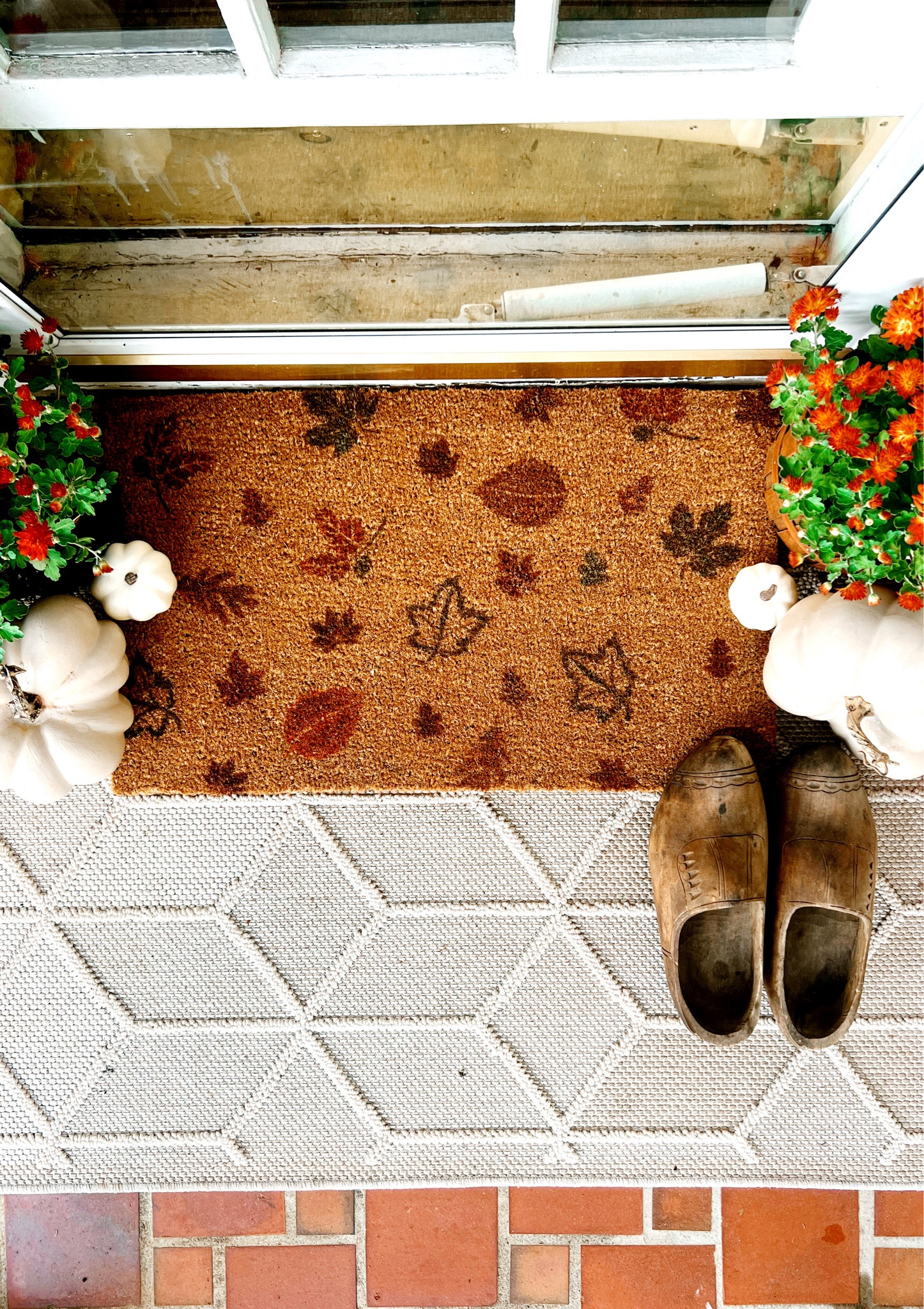 Have you ever made your own seasonal doormat?

#LTKfamily #LTKhome #LTKSeasonal