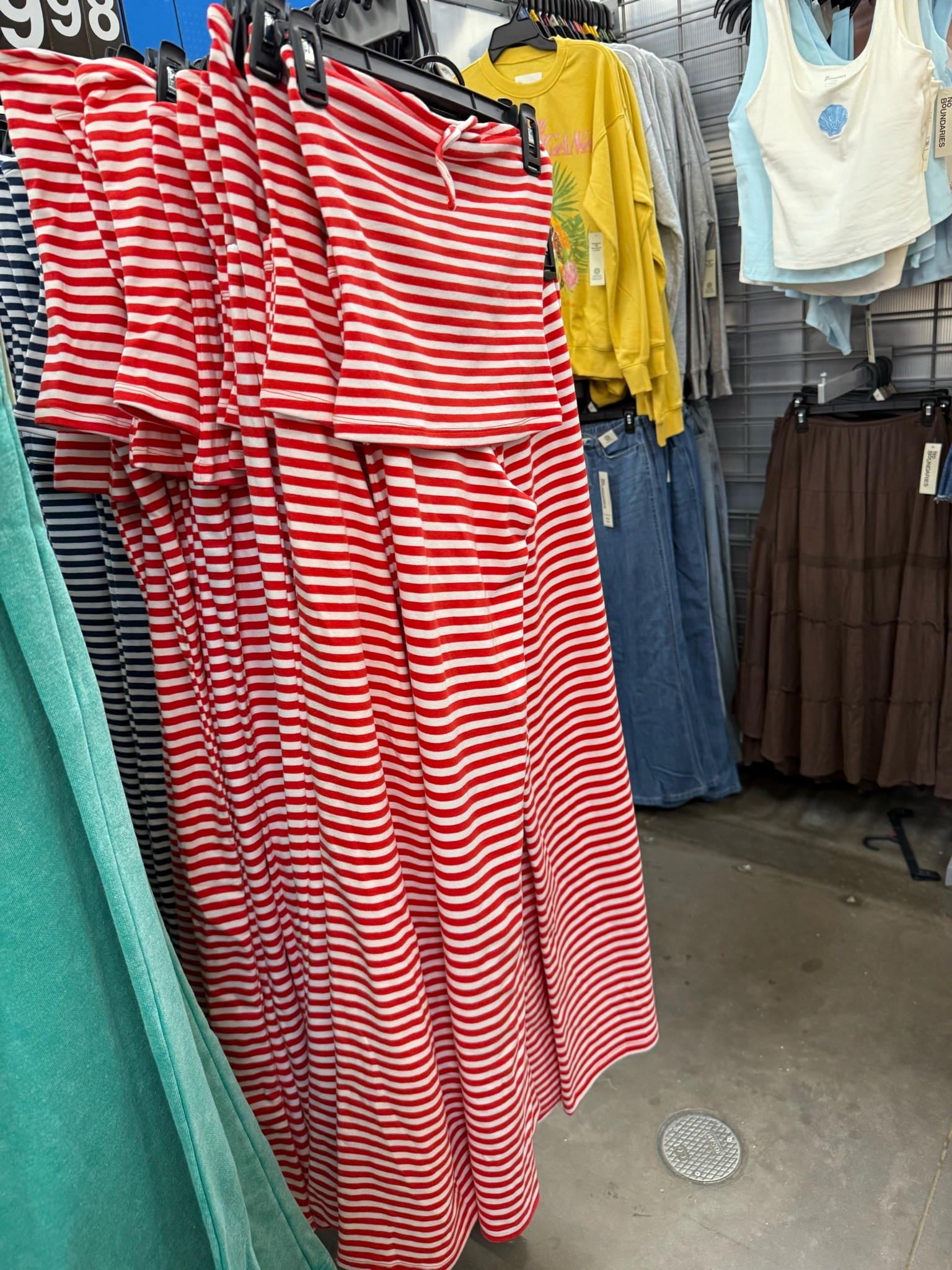 Under $20 set, Walmart

#LTKSaleAlert #LTKSeasonal #LTKootd