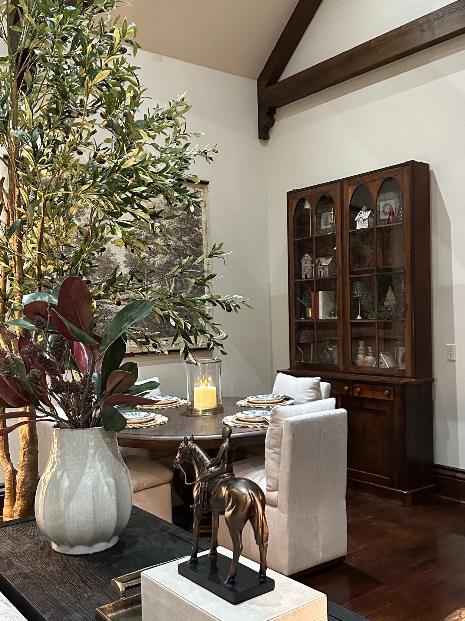 So happy to see my wood table and chairs after removing my Christmas decor. I have linked my dining set below.

#LTKHome