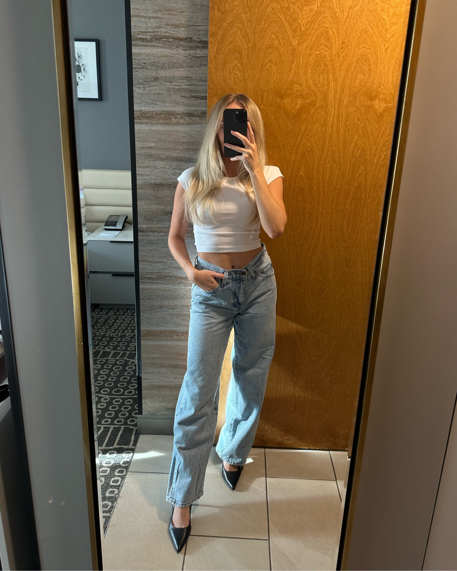 cute casual day outfit! top and shoes are sara, jeans are Levi’s from revolve!

#LTKfindsunder100