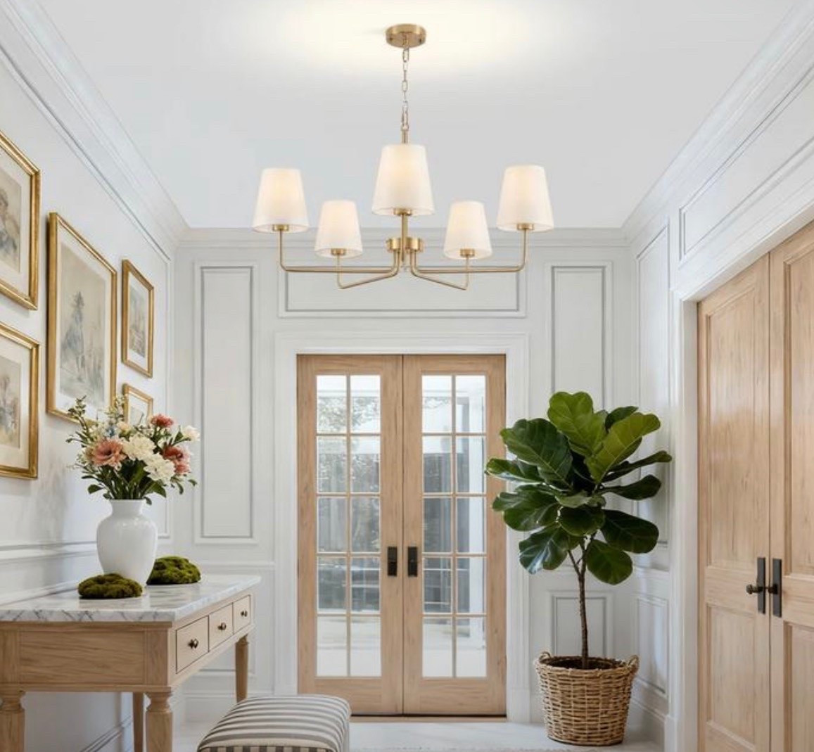 I’m in love with this chandelier and it is on sale for such an amazing price right now on Wayfair! ￼

#LTKSaleAlert #LTKHome