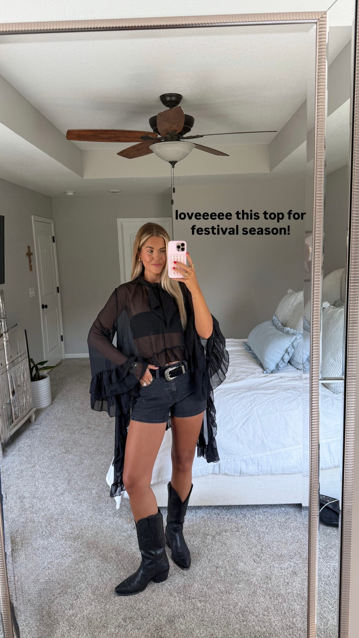 size small in top and 26 in shorts - code KIRA10 for boots if first time tecovas purchase :)


amazon country concert outfit, stagecoach festival western fashion 

#LTKStyleTip #LTKFindsUnder50

#LTKootd #LTKTall #LTKFestival