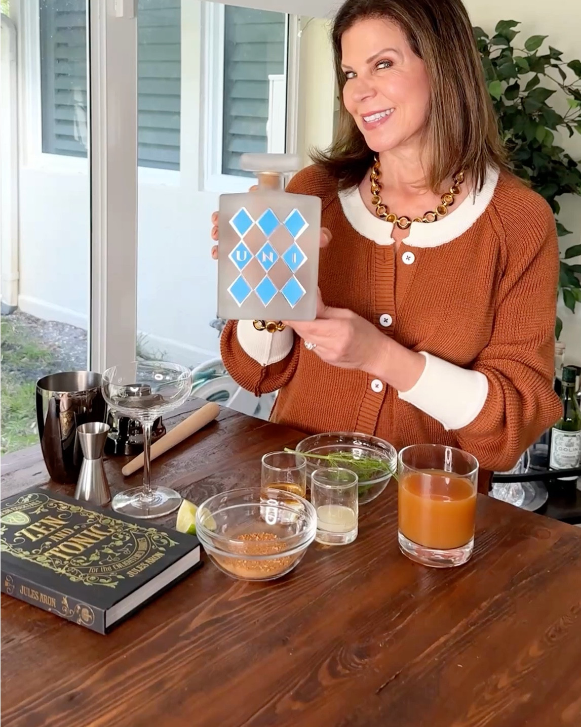 🍂 Drink: Cider House Rules 🍹
(Crisp Apple Cider Margarita)

Remember that cocktail I teased a week and a half ago? 👀 She’s finally here! Courtesy of my friend @julesaron — find this recipe (and tons of other low-proof sips) in 𝘡𝘦𝘯 𝘢𝘯𝘥 𝘛𝘰𝘯𝘪𝘤 on Amazon. 📖✨

✨ Shake it up: ✨
🥂 Rim your glass with cinnamon sugar (recipe included in 𝘡𝘦𝘯 𝘢𝘯𝘥 𝘛𝘰𝘯𝘪𝘤)
🍸 Muddle a few fennel fronds in a shaker
🍯 Add:
• 1½ oz @unitequila
• ½ oz honey syrup (recipe included in 𝘡𝘦𝘯 𝘢𝘯𝘥 𝘛𝘰𝘯𝘪𝘤)
• ½ oz fresh lime juice
• 2 oz fresh-pressed apple cider
💥 Shake like you mean it!
❄️ Fill your cinnamon-sugar rimmed glass with ice, strain, and garnish with fennel

🧣 Sipping in style in a cozy sweater + ✨ fabulous bling ✨… perfect for fall.

🥂 Comment “CHEERS!” and I’ll send you all the cozy & sparkling details! 💕

Have a fabulous Friday, sweet friends.😘

#fallcocktails #tequilamakeseverythingbetter #sippinginstyle #glwapproved 


#LTKStyleTip #LTKParties #LTKSeasonal