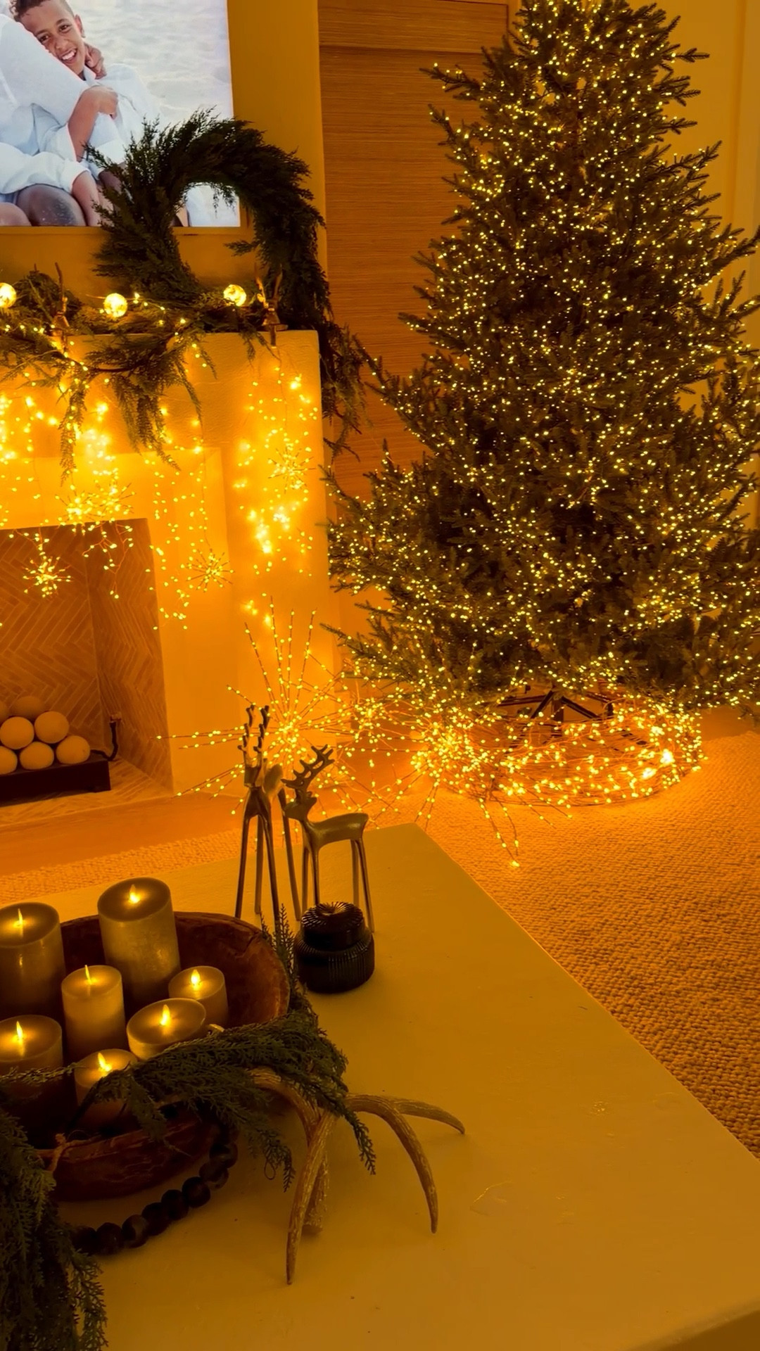 The most beautiful faux
Christmas tree 

#LTKHome #LTKSeasonal #LTKHoliday