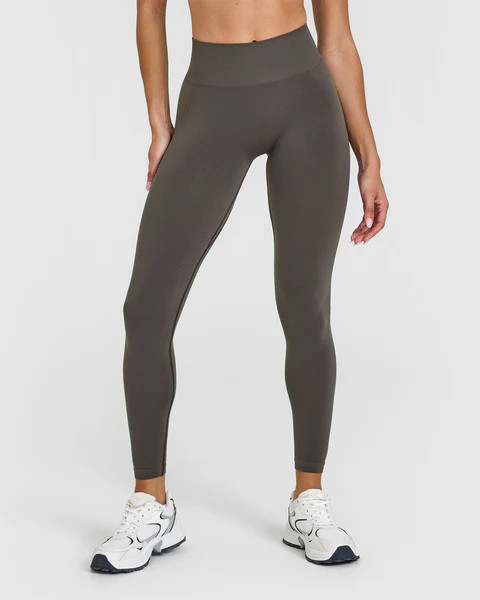 Effortless Seamless Leggings 
 Deep Taupe | Oner Active (UK / US)