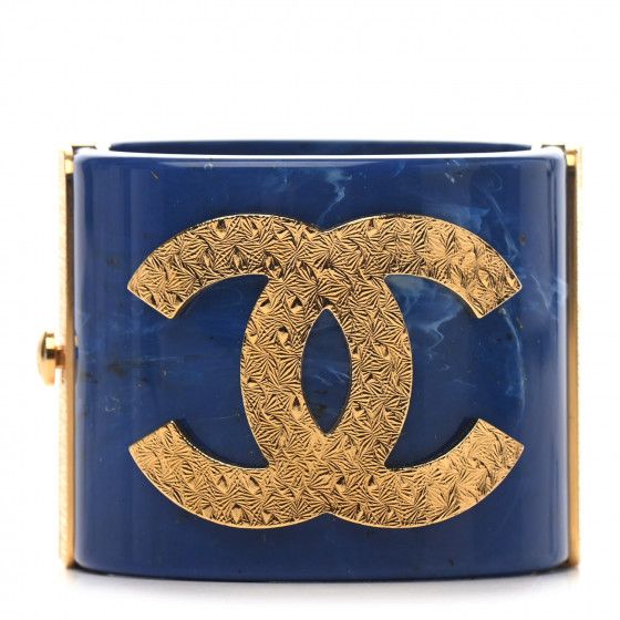 CHANEL

Resin CC Cuff Bracelet Blue Gold | Fashionphile