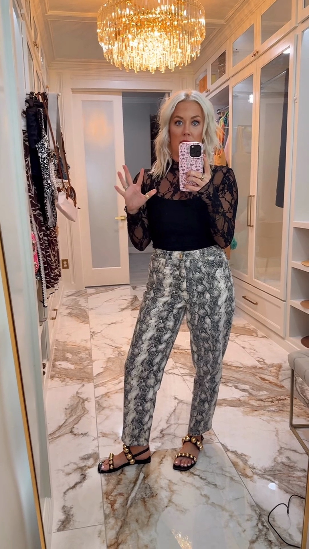Loved this outfit as a dressy yet casual fit 
Pants are restocked size 6