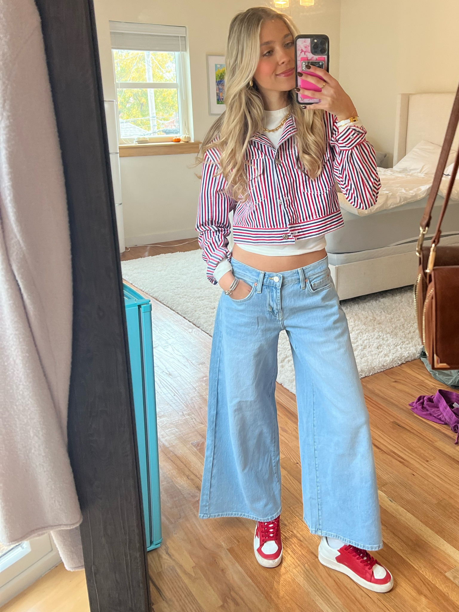 this weekend🍒 celebrated one of our last football games with this cute fit!!! loved this older @forever21 piece with my new @urbanoutfitters low rise a-line wide jeans. my goldens were the last perfect addition. shop this on my LTK!♥️

#LTKstyletip #LTKshoecrush #LTKSeasonal