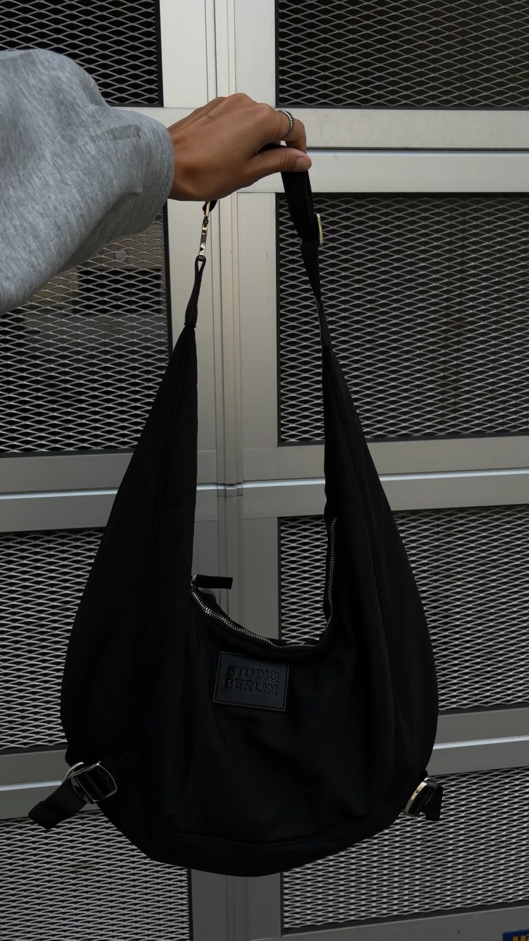 NEW IN 🤩 just in time for summer in Europe, the perfect bag for my days in Berlin 💫 how do you like it?

Do you want to see how I styled it?

#LTKdeutschland #LTKeurope #LTKbag