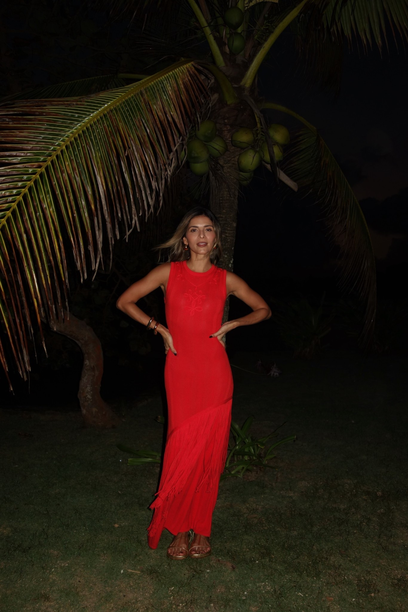 He perfect red dress for your next vacation ❤️🌴