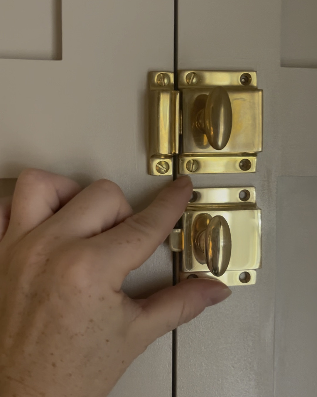 Many of you are loving our Rejuvenation unlaquered brass hardware we have in our home. Here is a comparison of  what it looks like before any aging! Brass hardware, brass home decor, interior design

#LTKHome #LTKStyleTip #LTKFindsUnder50