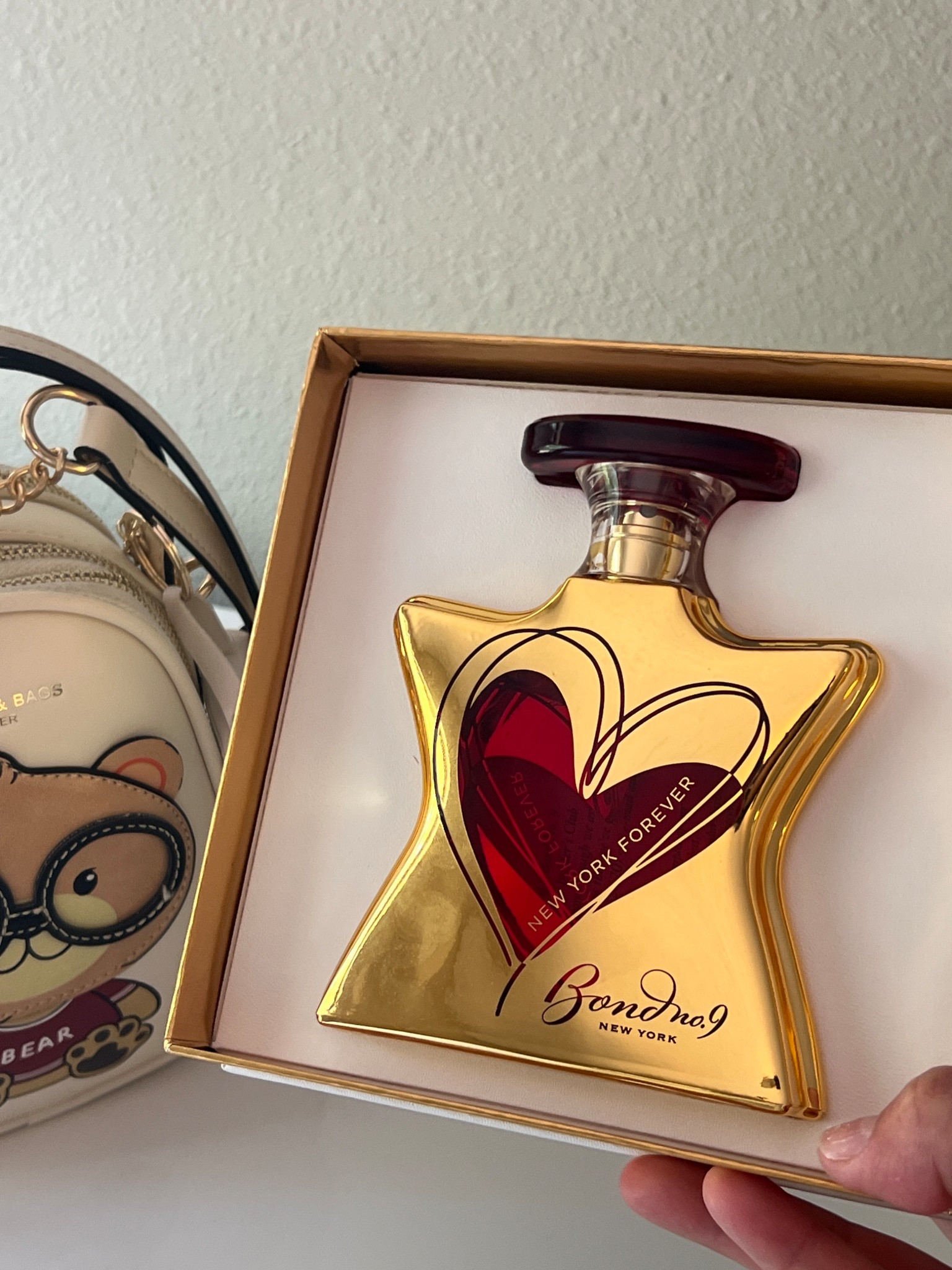 I love bond n9 !!!! #LTKPerfume 

#LTKSeasonal #LTKBeauty