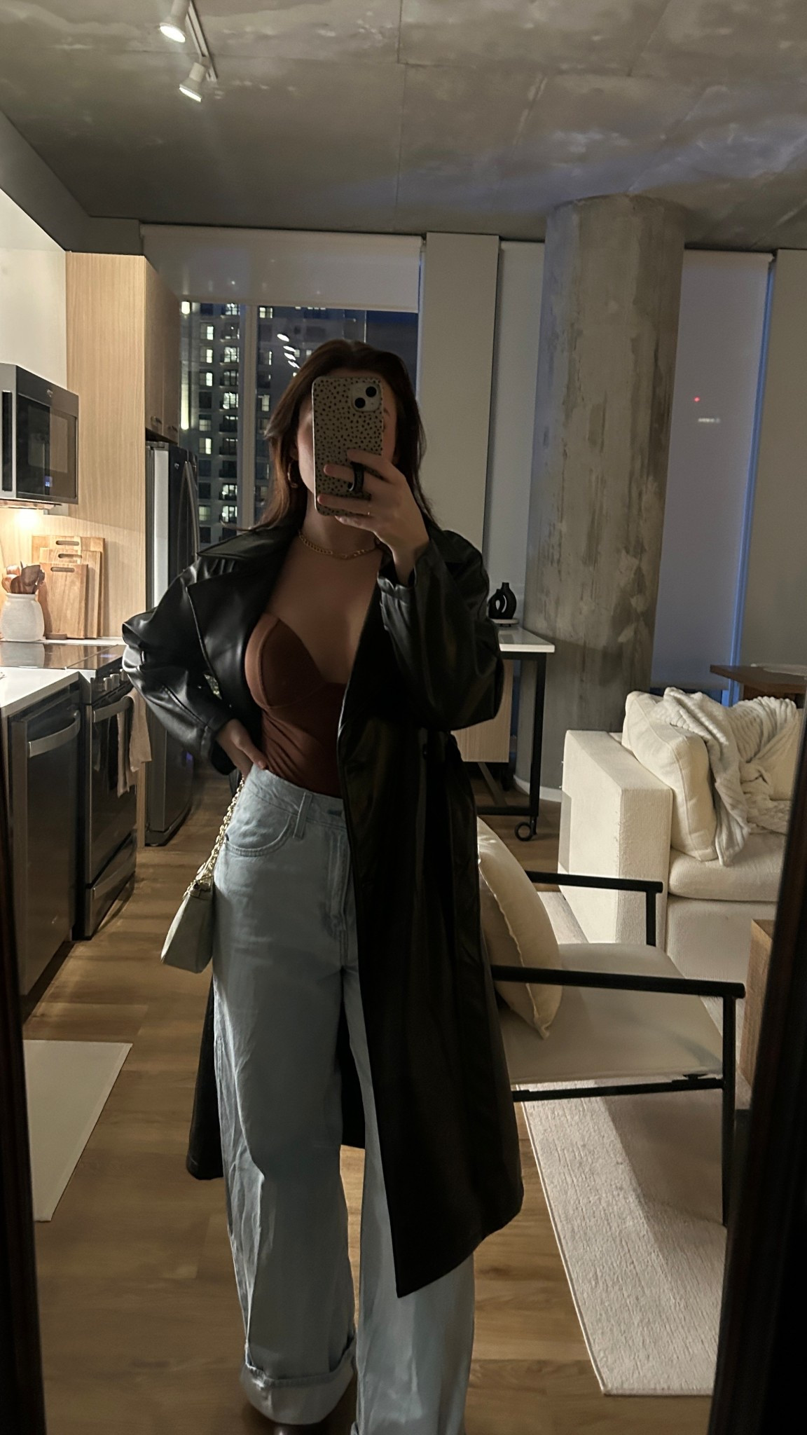 Little elevated dinner fit 🖤 #leathercoat #datenightoutfit #ootn #bodysuitoutfit #baggyjean #outfitinspo

#LTKSeasonal