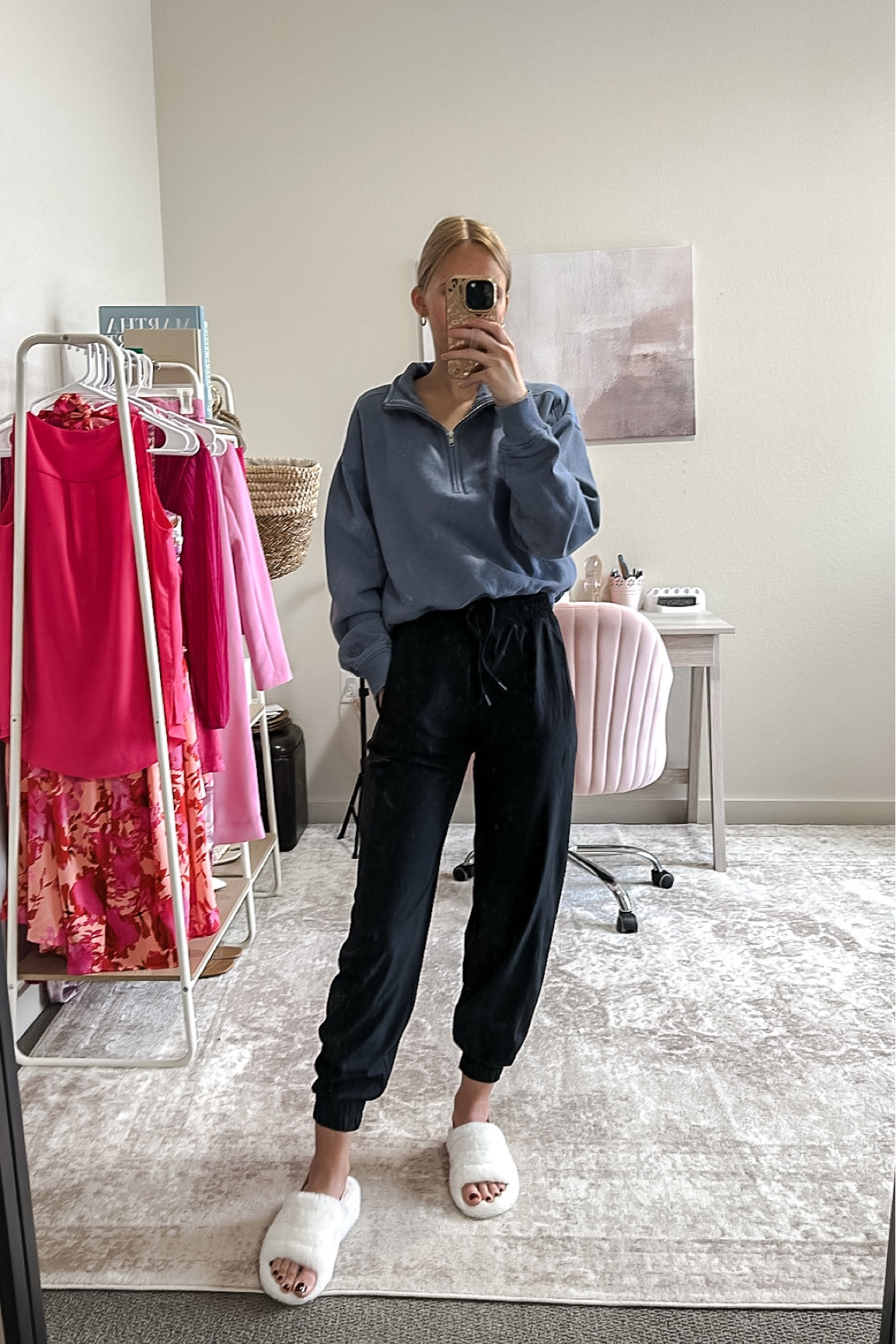 These might be my new favorite athletic joggers! They’re lightweight and breathable, so comfortable making them great for travel, and have an elastic waistband. Wearing an XS regular.

My quarter zip sweatshirt is not available in this color, but I’ll link a few other similar options!

Abercrombie YPB, Abercrombie sale, black joggers, Abercrombie joggers, Abercrombie activewear, winter athleisure, winter outfit, winter activewear, travel outfit, winter travel outfit, comfy travel outfit

#LTKtravel #LTKfitness #LTKstyletip