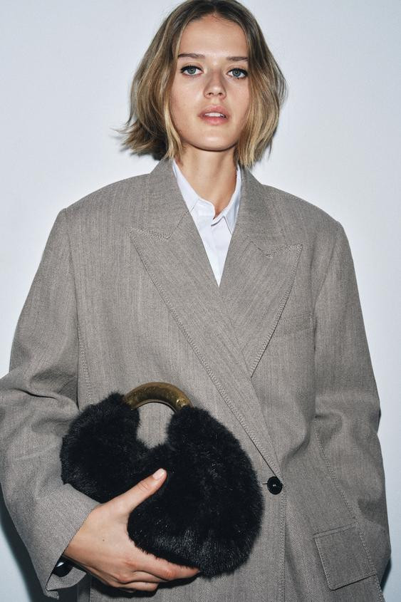 FAUX FUR HANDBAG WITH METAL HANDLE | Zara US