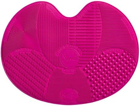 Sigma Beauty Silicone Brush Cleaning Mat with Suction Cups For Easy & Quick Makeup Brush Cleaning, L | Amazon (US)
