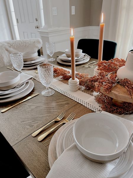 Thanksgiving table, table setting, tablescape, home decor, decor tips, dish set, dishware, minimalist home



#LTKhome #LTKSeasonal #LTKHoliday