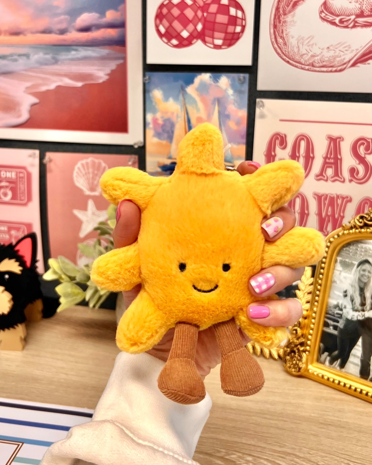 My favorite jelly cat! ☀️💕

#LTKHome #LTKdayinmylife #LTKgrwm