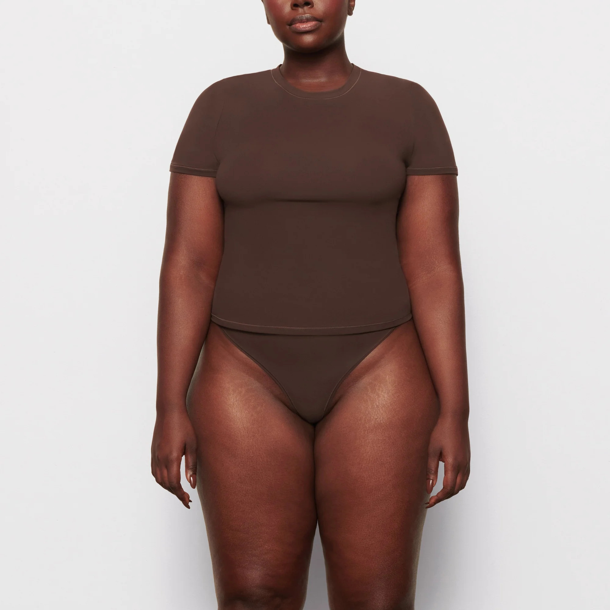 SKIMS T-Shirt | Deep Neutral | 4XL | Fits Everybody | SKIMS (US)