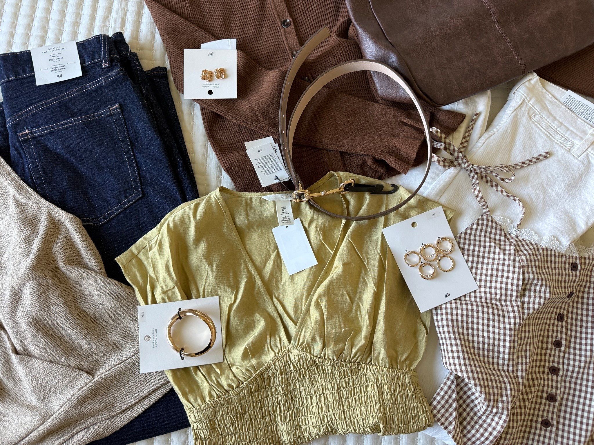 Spring finds 🫶🏼🧚🏼‍♀️🐣🌞

#LTKootd #LTKdayinmylife #LTKSeasonal