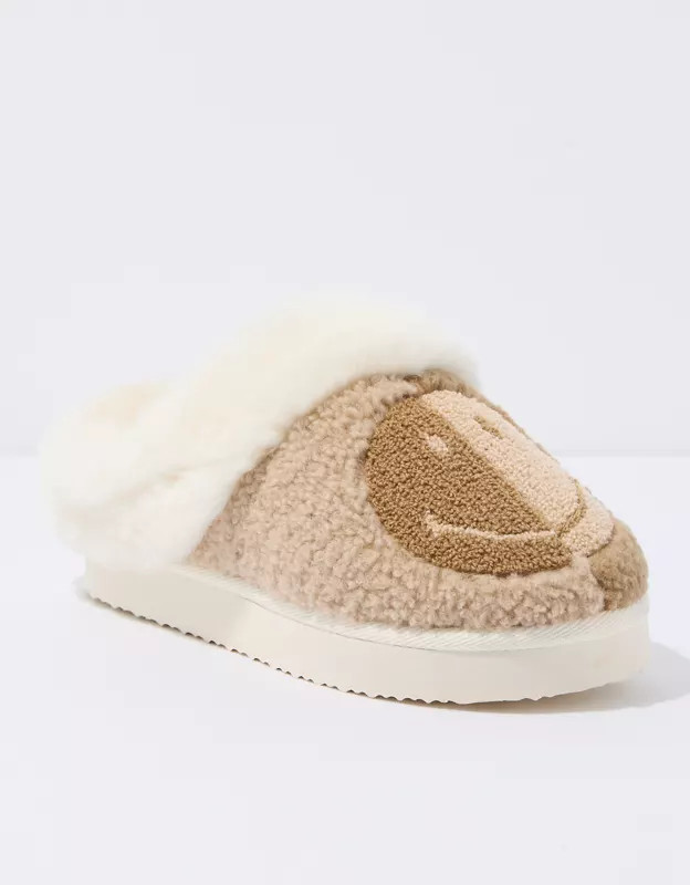 AE Smiley Slipper | American Eagle Outfitters (US & CA)