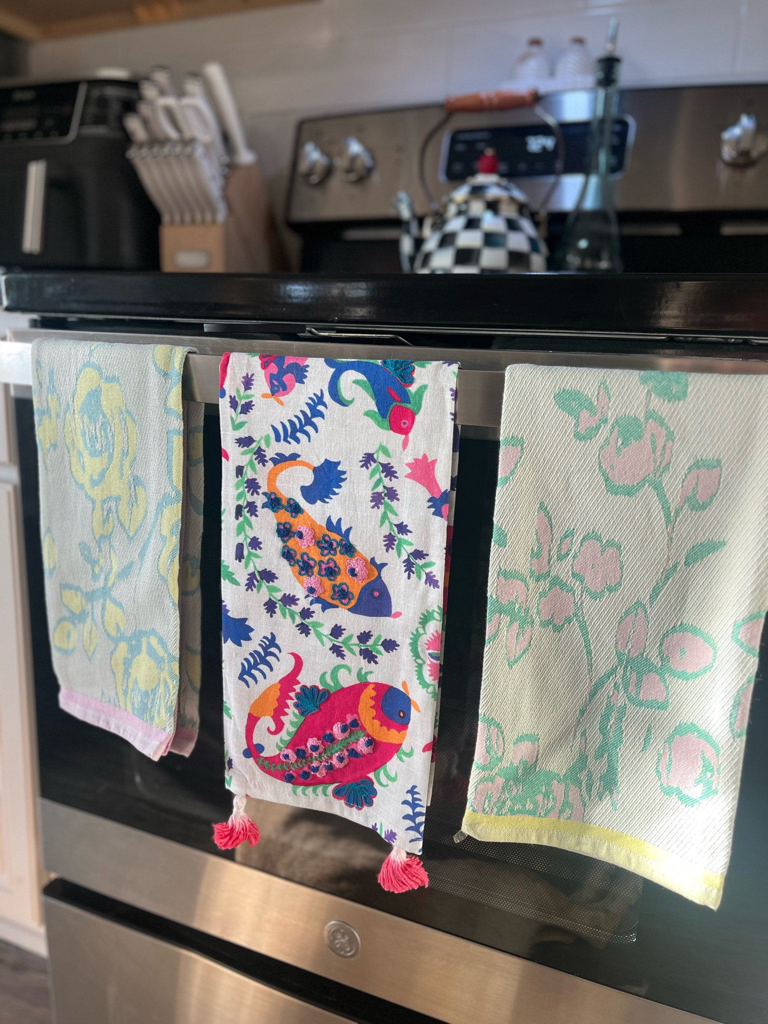 Pretty tea towels are the kitchen staple! ✨✨

#LTKFindsUnder50 #LTKHome #LTKGiftGuide