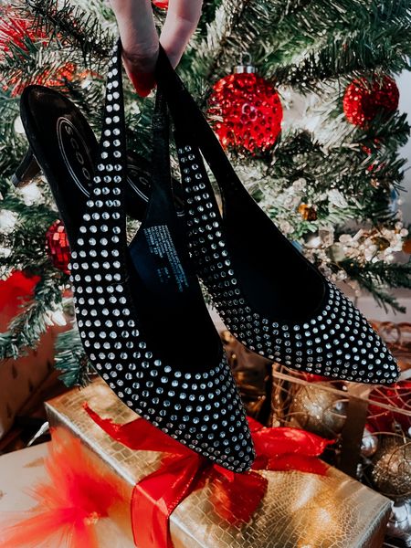 Rhinestone Holiday heel! Only $42! 🪩prettiest sparkle, slingback detail, and small, kitten heel height! ✨🖤✨
Walmart fashion 
Party shoes 

#LTKfindsunder50 #LTKparties #LTKHoliday