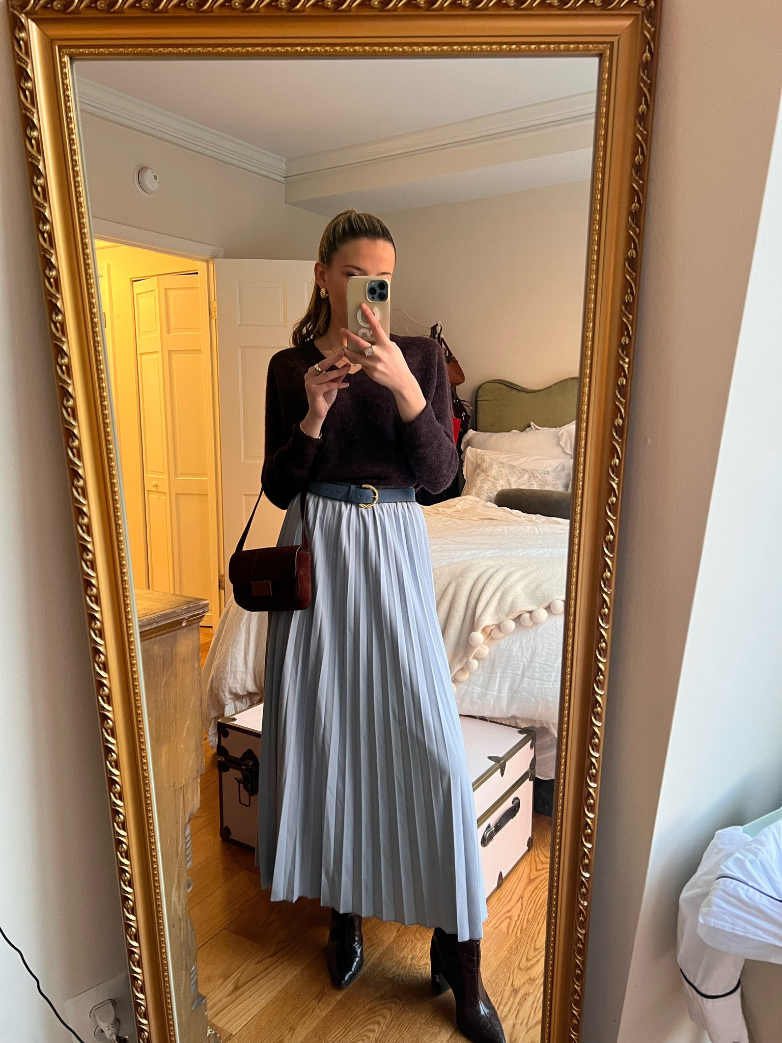 Blue pleated wool skirt / brown sweater / winter outfits

#LTKparties #LTKMostLoved #LTKstyletip